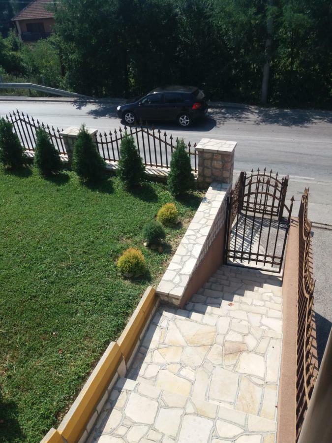 Apartmani Nedim Dubrave Gornje Bagian luar foto